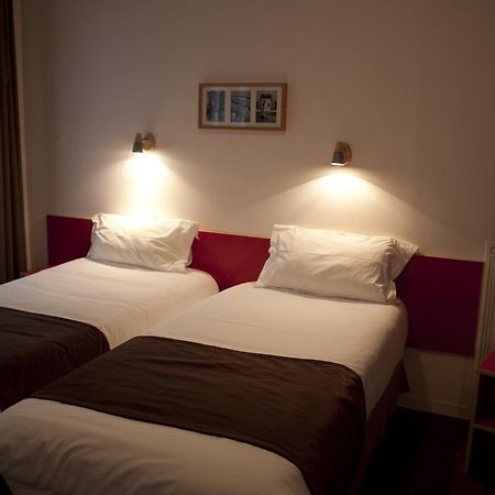 Hotel Cosmos Paris Exterior photo