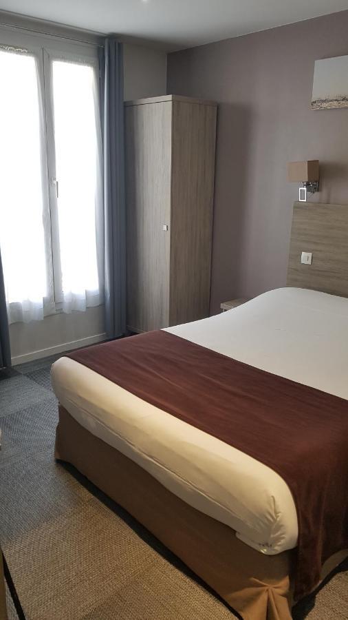 Hotel Cosmos Paris Exterior photo