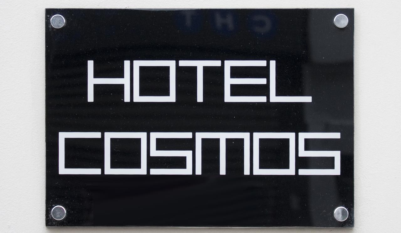 Hotel Cosmos Paris Exterior photo